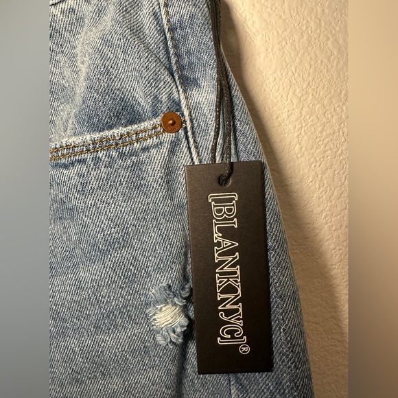 Blank NYC Raw Hem Barrel Jeans, Size 28 - Picture 4 of 6